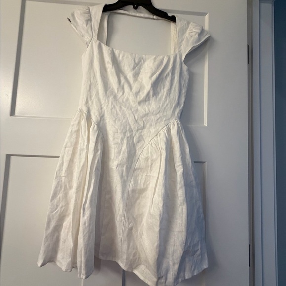 New Reformation Oaklyn Linen Dress - Picture 8 of 12